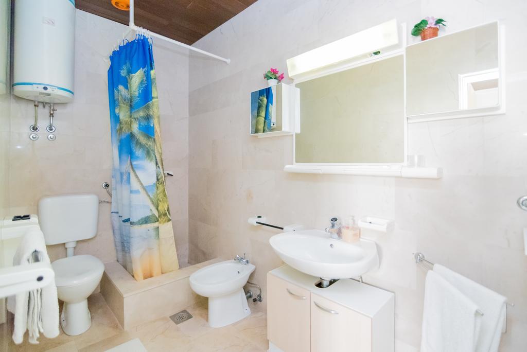 Apartments Veve Постіра Екстер'єр фото