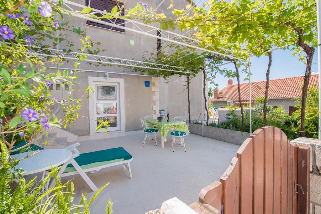 Apartments Veve Постіра Екстер'єр фото
