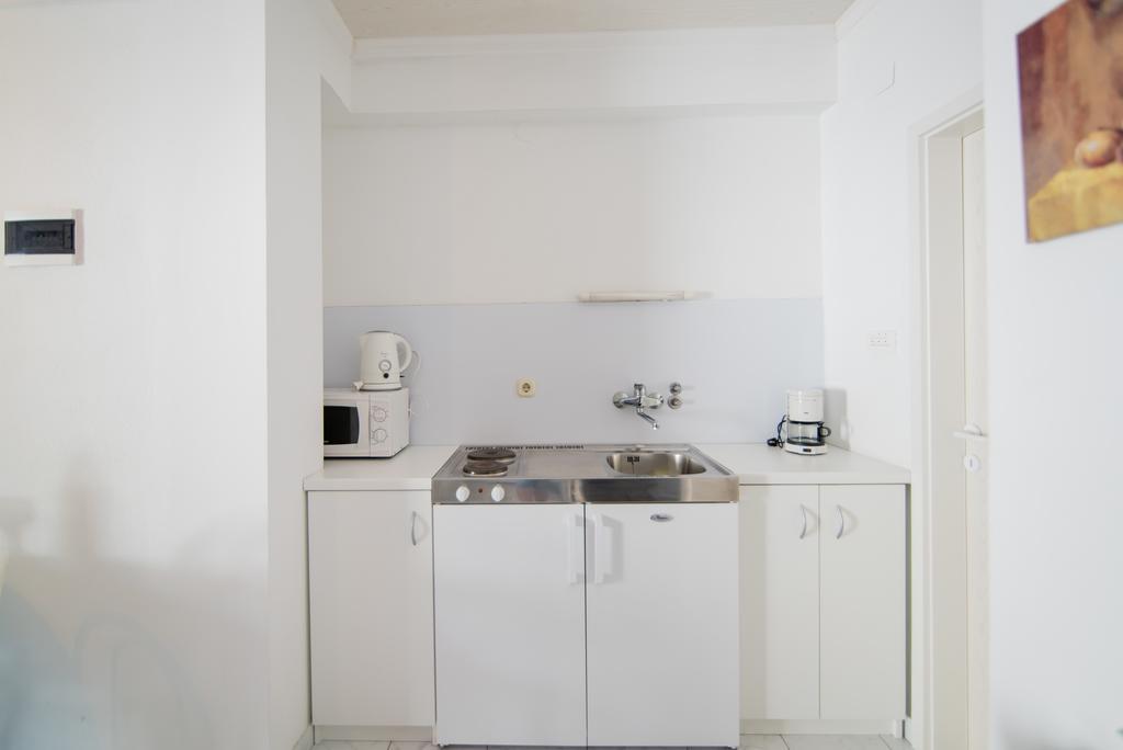 Apartments Veve Постіра Екстер'єр фото