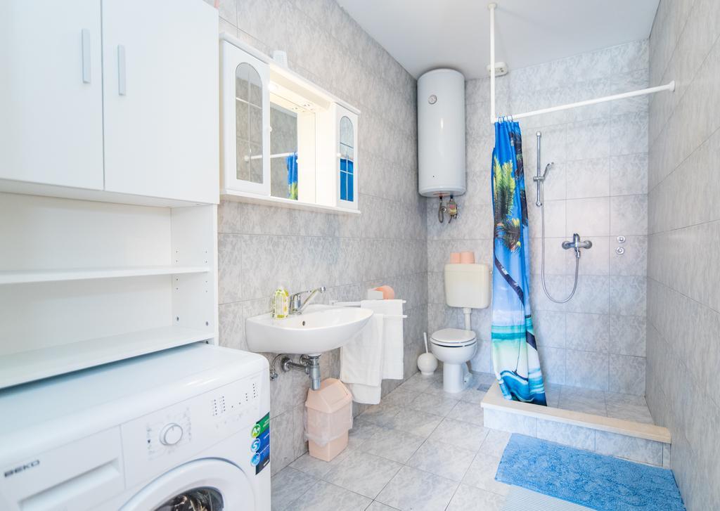 Apartments Veve Постіра Екстер'єр фото